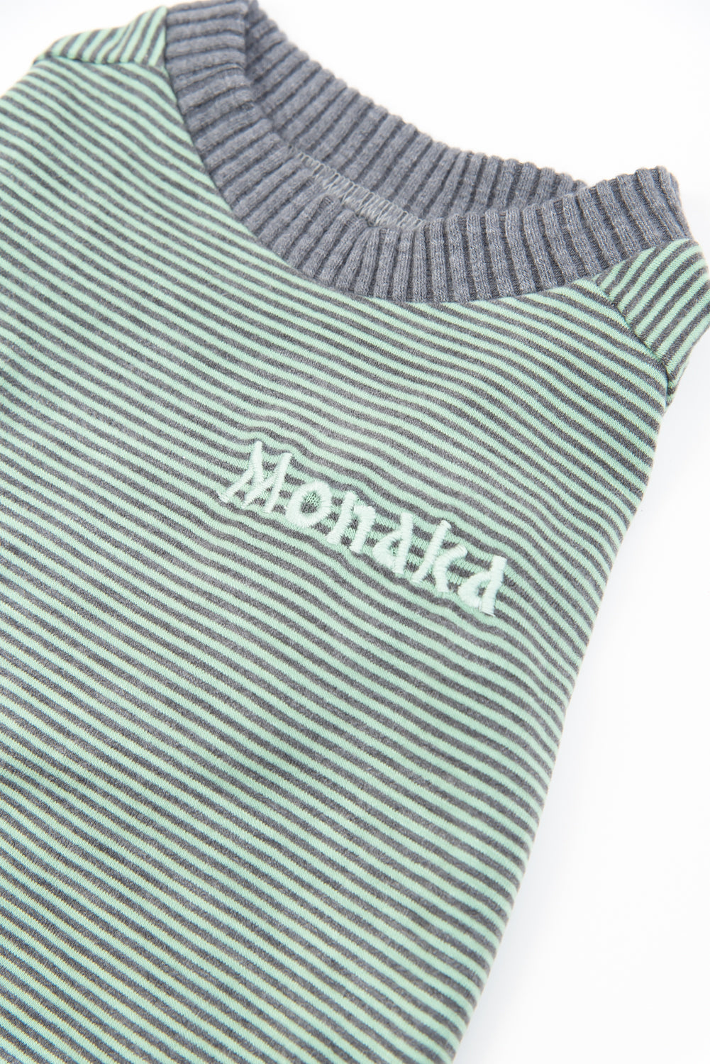 ラグジュアリーウォーム_ノースリーブ【吸湿発熱作用_フレブル】超ストレッチ　静電気防止　日本製　※シーズン11月〜3月